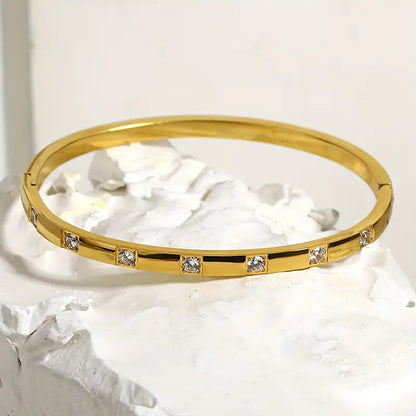 Luxus inspiriertes Edelstahl-Armband mit Funkelnden Strasssteinen